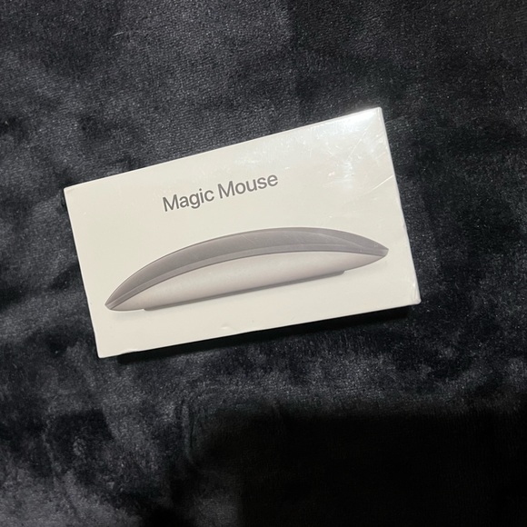 Magic Mouse (NEW) - Picture 4 of 4